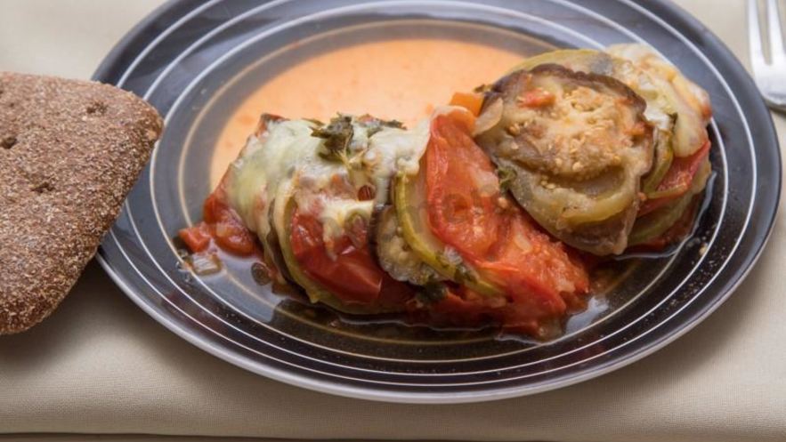 Рецепт рататуя в духовке с сыром