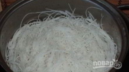 Рецепт рисовой лапши с овощами и морепродуктами