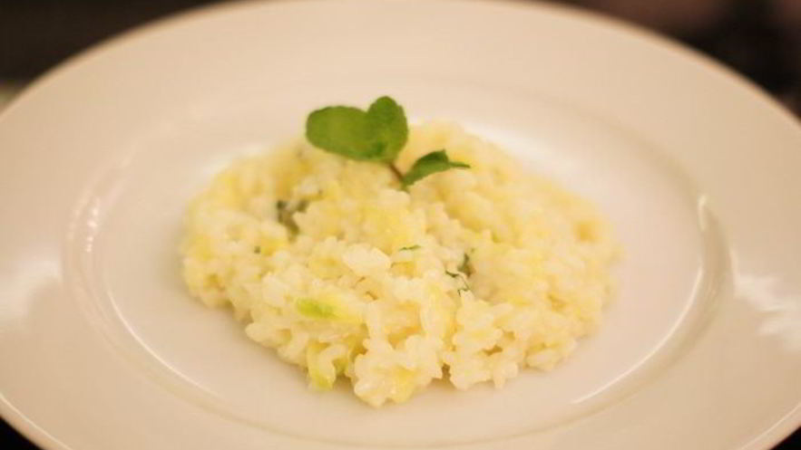 Рецепт ризотто с фенхелем, цукини и мятой