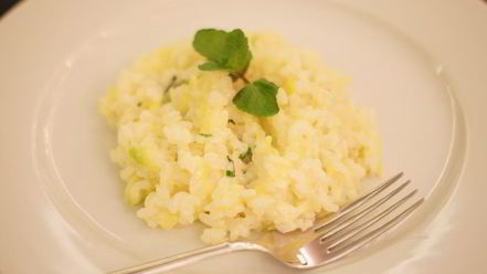 Рецепт ризотто с фенхелем, цукини и мятой