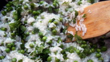 Рецепт ризотто с горошком и мятой