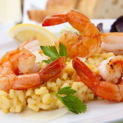 Рецепт Ризотто с креветками и козьим сыром
