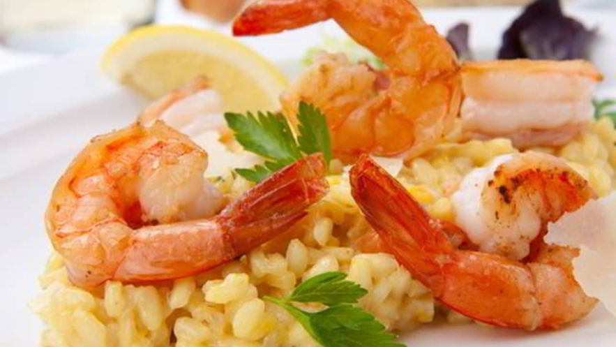 Рецепт ризотто с креветками и козьим сыром