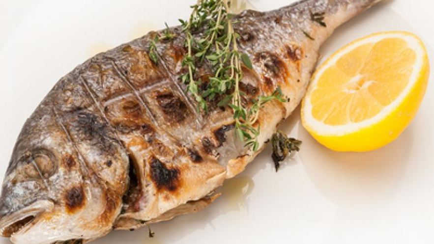 Рецепт дорады на гриле с лимоном