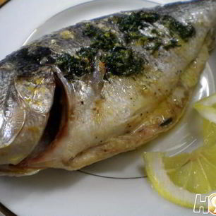 Рецепт Дорады, запеченной в лимонно-чесночном масле