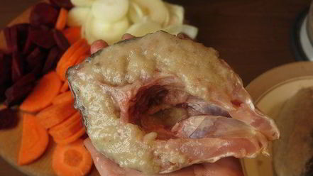 Рецепт фаршированного морковью карп