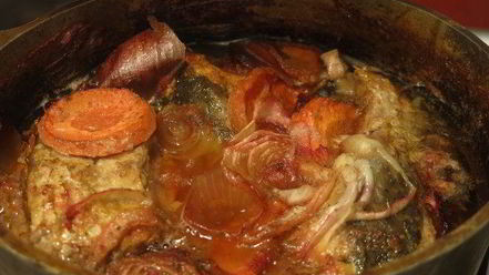 Рецепт фаршированного морковью карп