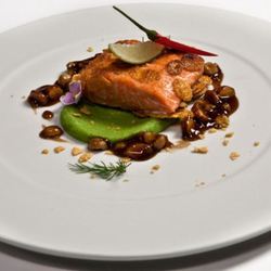 Рецепт Форели в кукурузных хлопьях с медом и орехами