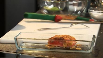 Рецепт форели в кукурузных хлопьях с медом и орехами