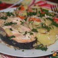 Рецепт Лосося с овощами в горшочке