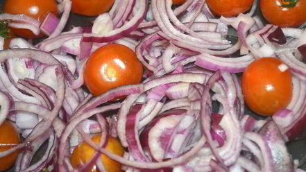 Рецепт рыбы, запеченной с ароматными овощами