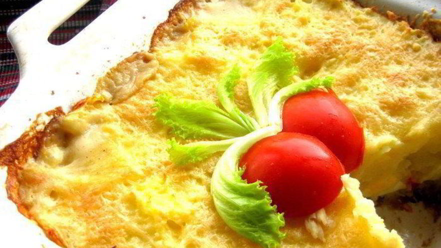 Рецепт рыбки, запеченной под соусом бешамель и картофелем