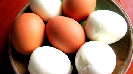 Рецепт рыбки, запеченной под соусом бешамель и картофелем