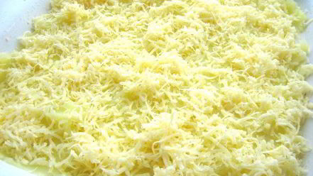 Рецепт рыбки, запеченной под соусом бешамель и картофелем