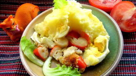 Рецепт рыбки, запеченной под соусом бешамель и картофелем