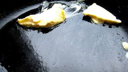 Рецепт рыбки, запеченной под соусом бешамель и картофелем