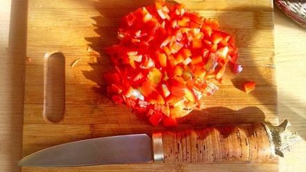 Рецепт щуки запеченной в духовке со сметаной и овощами