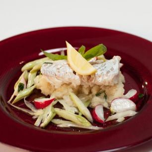 Рецепт Трески с пюре из сельдерея и легким салатом