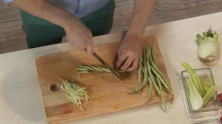 Рецепт трески с пюре из сельдерея и легким салатом