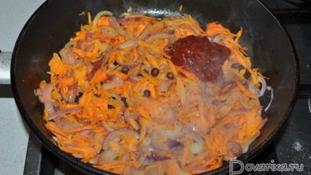 Рецепт трески с томатно-овощным соусом