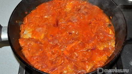 Рецепт трески с томатно-овощным соусом