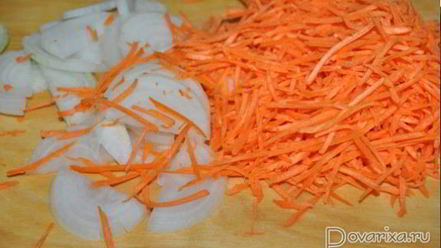 Рецепт запеченного кижуча под овощами