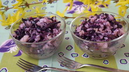 Рецепт салата-гарнира с рисом и краснокочанной капустой