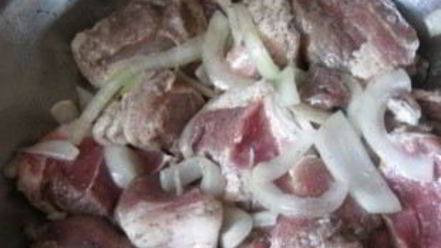 Рецепт быстрого маринования шашлыка