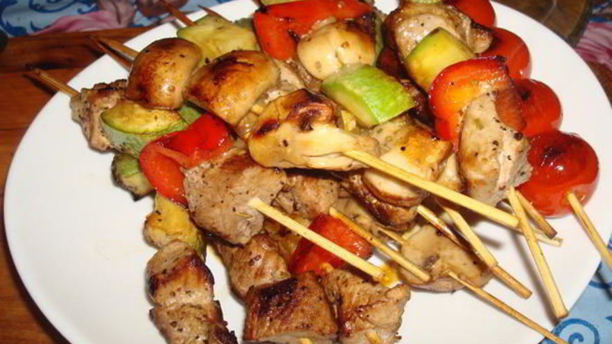 Рецепт домашних шашлычков на шпажках