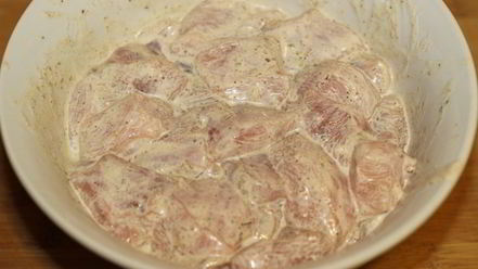 Рецепт куриных шашлычков в беконе