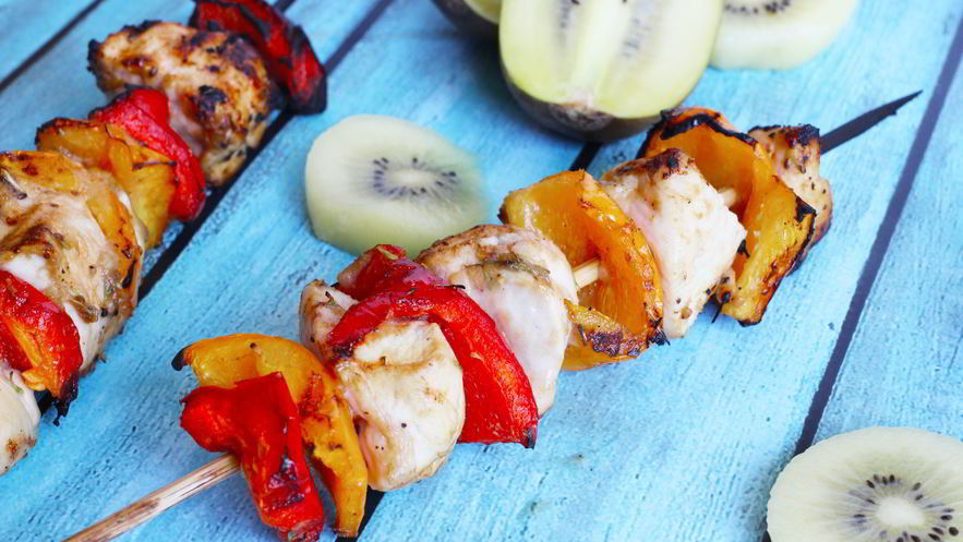 Рецепт шашлыка из курицы с киви