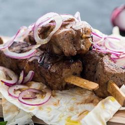 Рецепт Шашлыка из свиной шейки в яблочно-горчичном маринаде