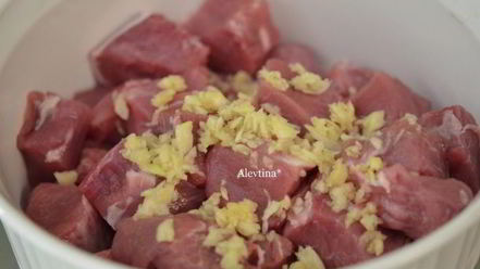 Рецепт свиного шашлыка на вине