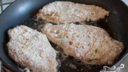 Рецепт куриных шницелей с пармезаном