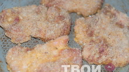 Рецепт шницеля на сковороде