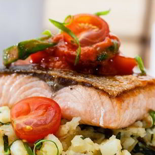 Рецепт Стейка из форели с картофелем