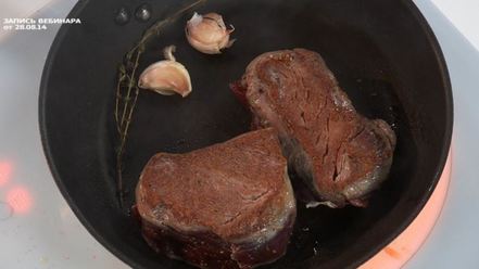 Рецепт стейка из говядины с печеными корнеплодами