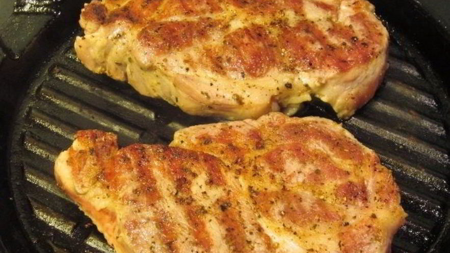 Рецепт стейка из шейки свинины