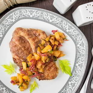 Рецепт Стейка из свинины с яблочным чатни