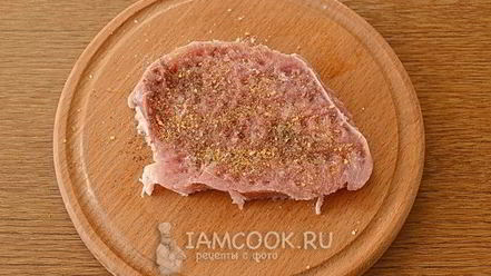 Рецепт стейка из свинины в фольге
