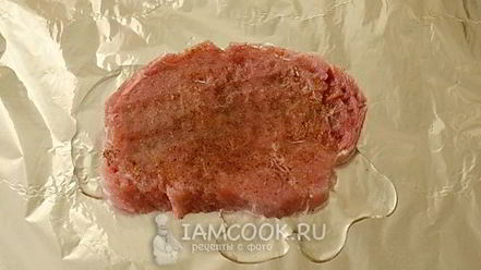 Рецепт стейка из свинины в фольге