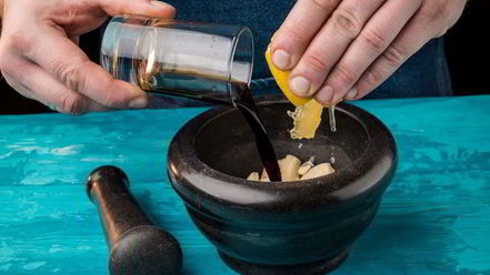 Рецепт стейка лосося, запеченный с помидорами черри