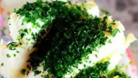 Рецепт стейка на кости с зеленым маслом