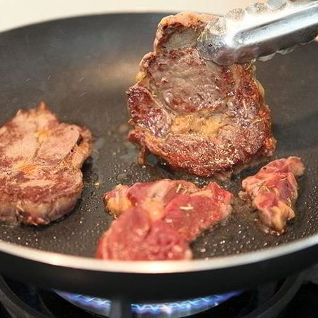 Рецепт Стейка на сковороде