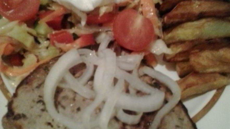 Рецепт стейка с салатом ужин для любимого