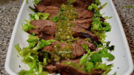Рецепт стейка с соусом халапеньо чимичурри