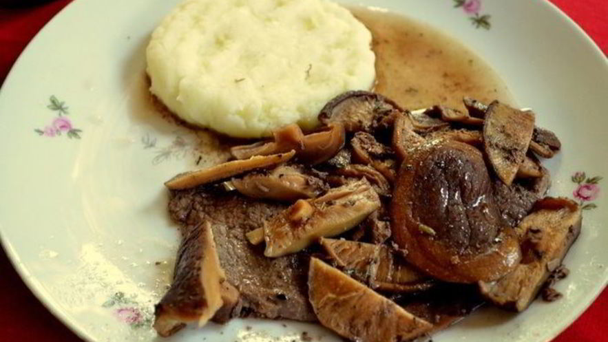 Рецепт стейка в соусе из грибов шиитаке