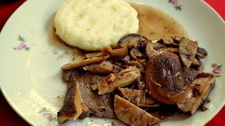 Рецепт стейка в соусе из грибов шиитаке