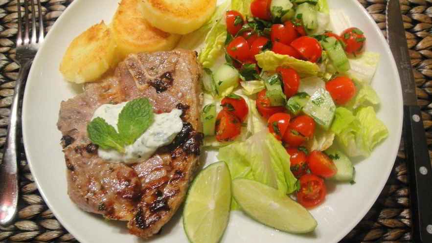 Рецепт стейков из баранины острые