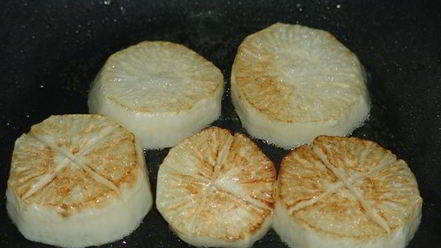 Рецепт стейков из дайкона